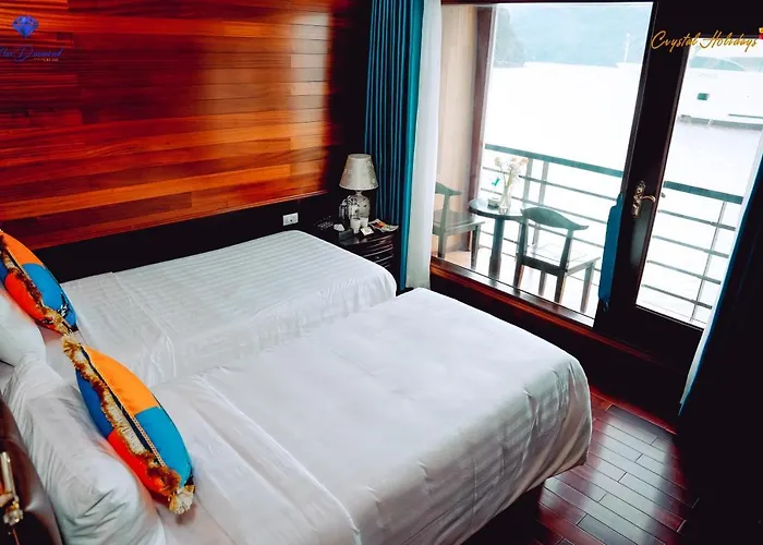 Botel Blue Diamond Cruise Ha Long