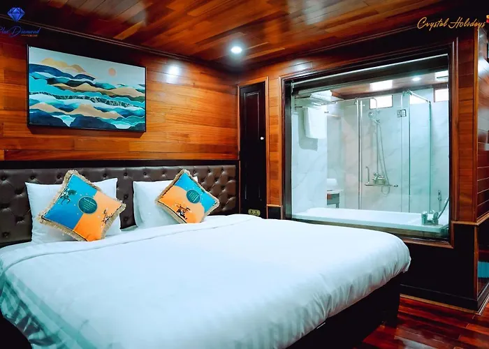 Blue Diamond Cruise Botel *