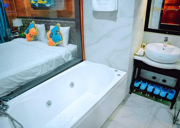 Blue Diamond Cruise *