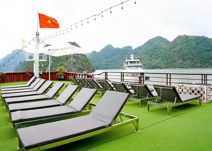 Botel Blue Diamond Cruise Ha Long