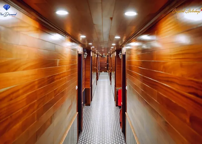 Botel Blue Diamond Cruise
