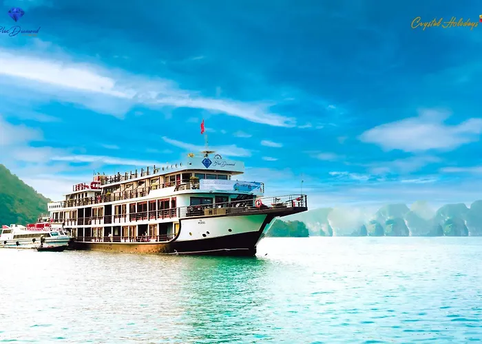 Blue Diamond Cruise Botel *