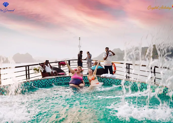 Blue Diamond Cruise * Ha Long